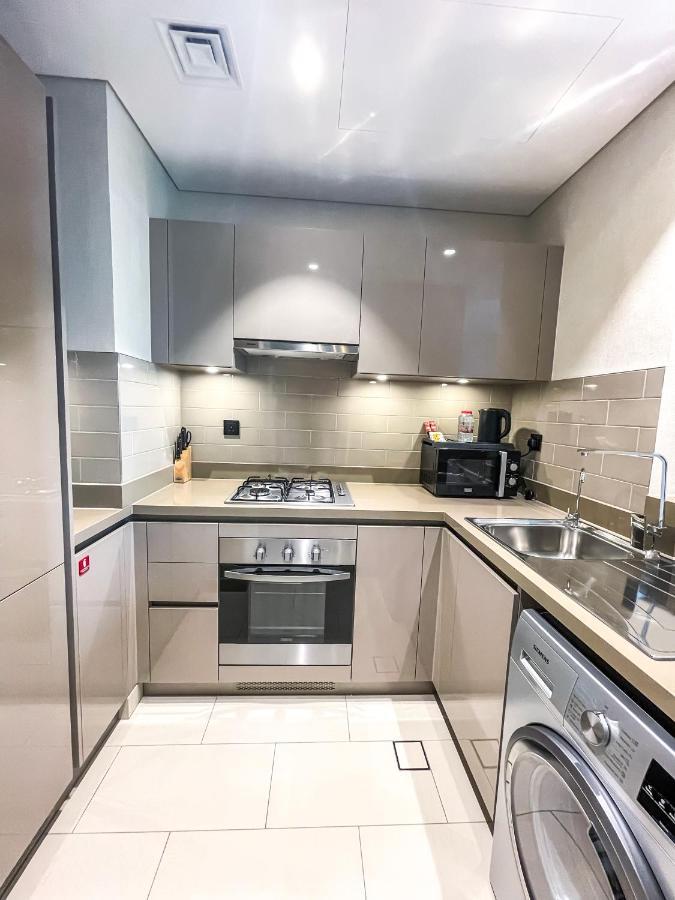 Stay By Latinem Luxury Studio Holiday Home G6-6103 Near Burj Khalifa Dubái Exterior foto